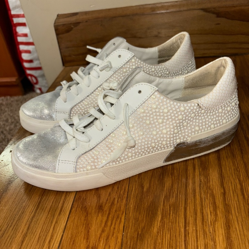 Dolce Vita Zina Pearl Sneakers